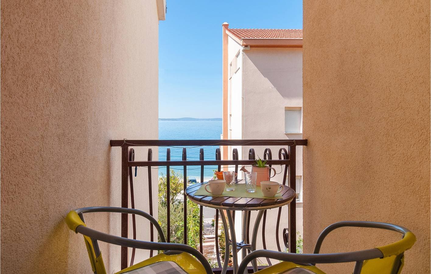 Foto 6 von 25: Apartment mit Meerblick, Parkplatz, Terrasse und WiFi