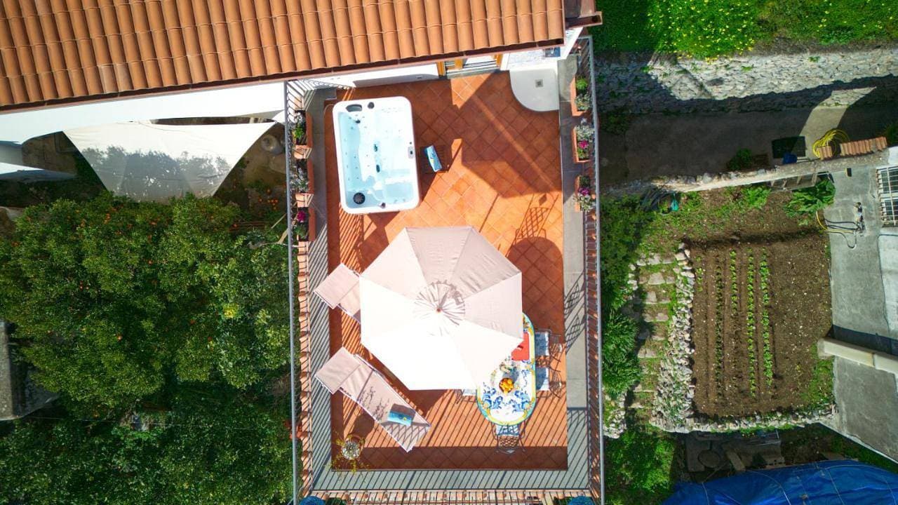 Foto 5 von 33: Two-Bedroom Apartment