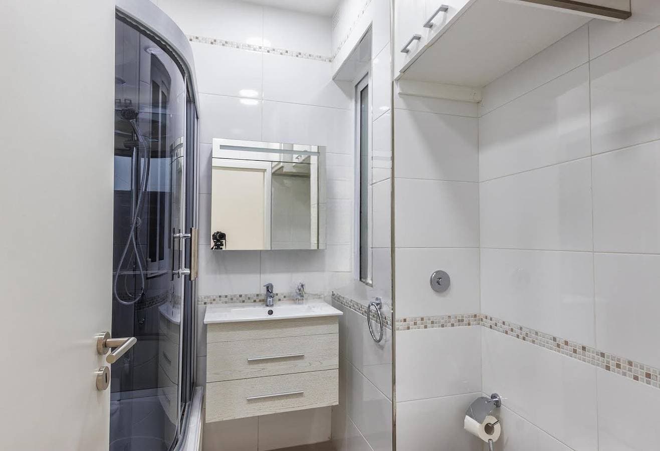 Foto 9 von 12: Ferienwohnung für 7 Personen mit Meerblick