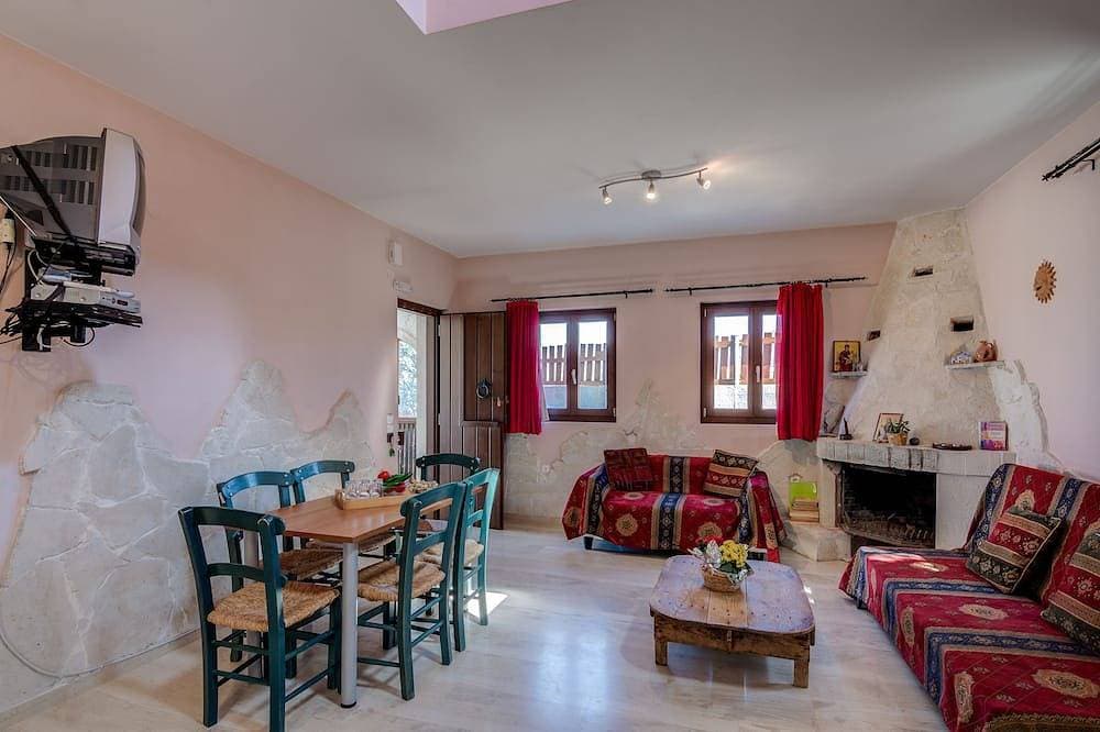 Foto 8 von 19: Makrigialos: Athena Villa mit 3 Schlafzimmern, private Pool, Meerblick, Wifi