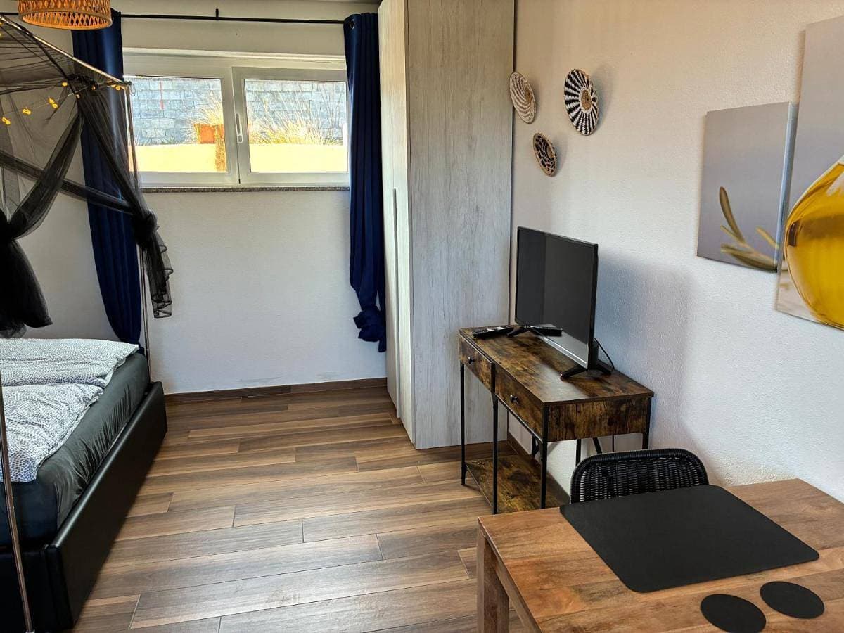 Foto 3 von 50: One-Bedroom Apartment