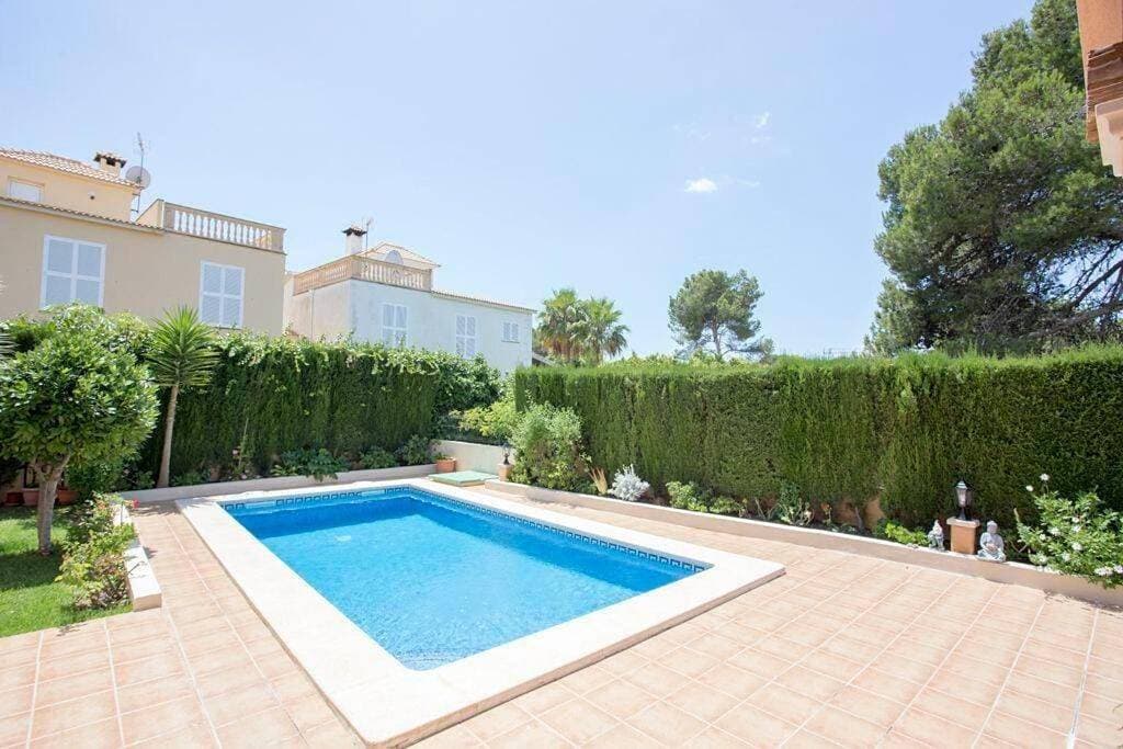 Foto 4 von 37: Villa with Private Pool