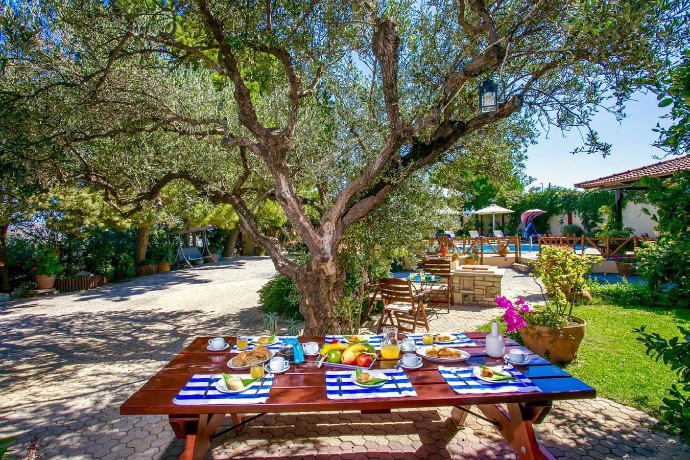 Foto 4 von 49: Villa für 6 Personen mit Meerblick