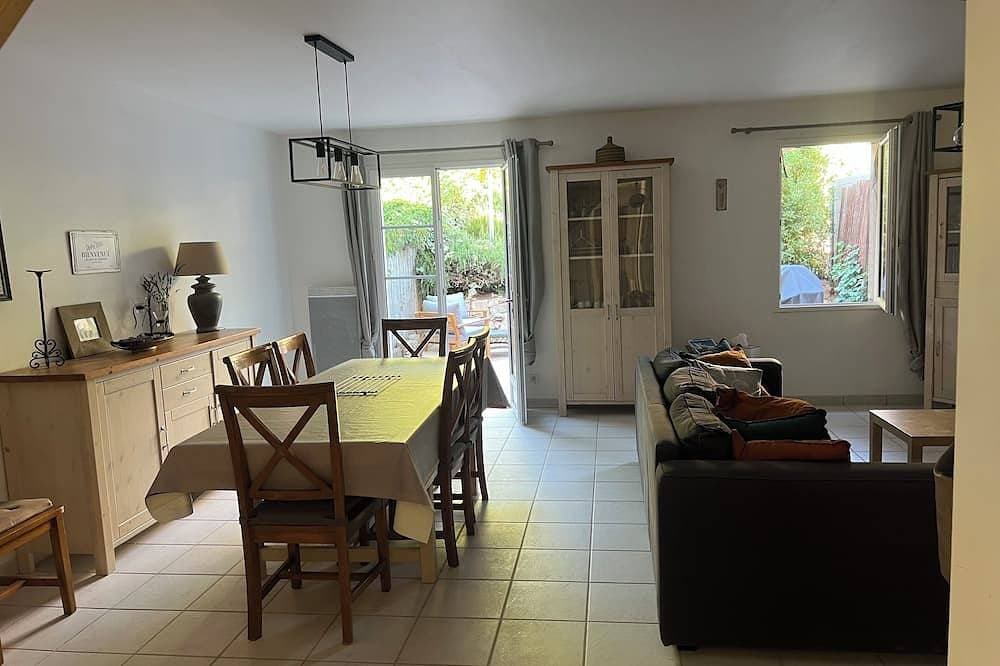 Foto 11 von 24: Nettes Haus mit Pool in malerischen Dorf des Massif des Maures