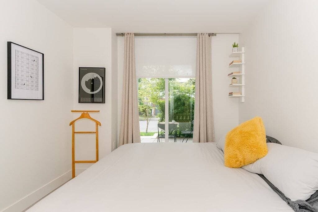 Stunning Modern Townhome, 4-Bed, 2-Bath, & Patio in the City's Best Location 1
