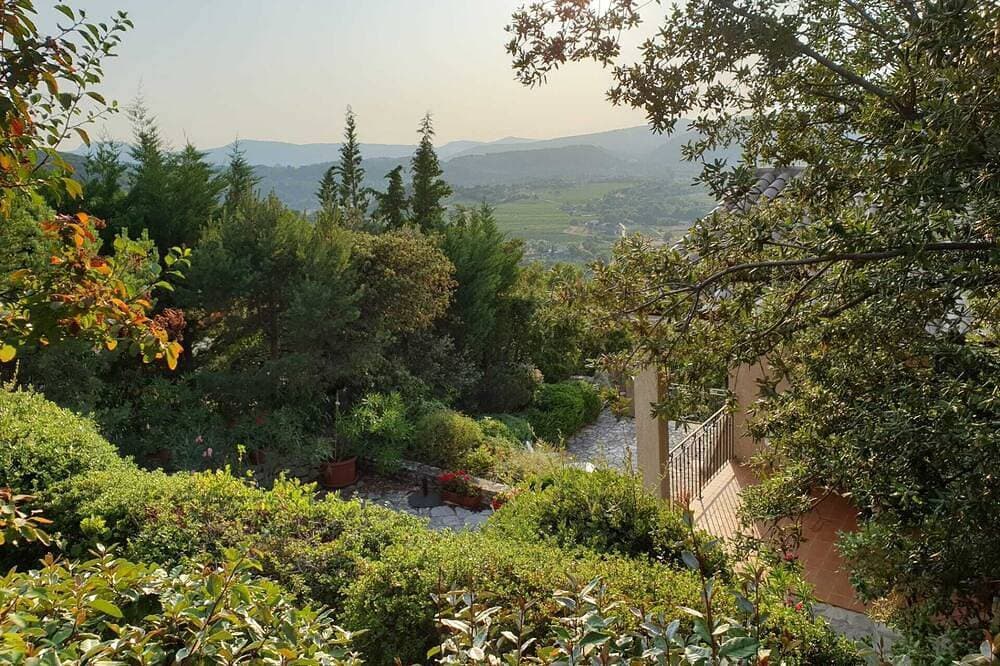 Foto 10 von 16: Magnifique Villa Avec vue Panoramique Proche du Mont Ventoux