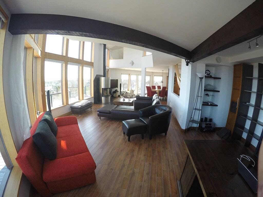 Foto 13 von 49: Executive Oceanfront Home. Atemberaubender Panoramablick auf das Meer! In der Nähe von Peggy's Cove