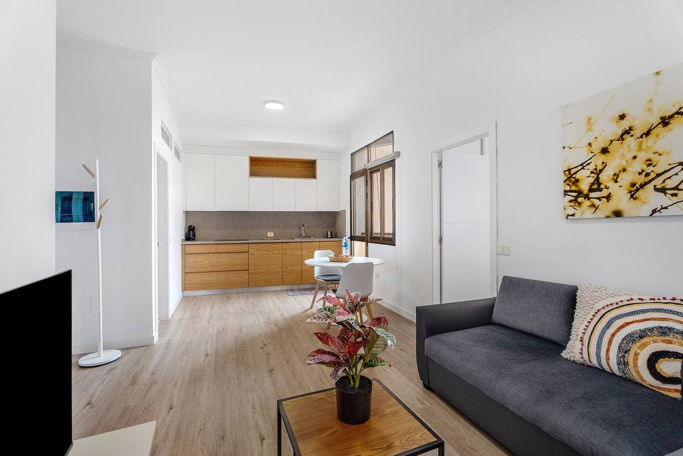 Foto 6 von 26: Ferienwohnung 'Apartamento Bellavista, Bajo Alcalá' mit Balkon und WLAN
