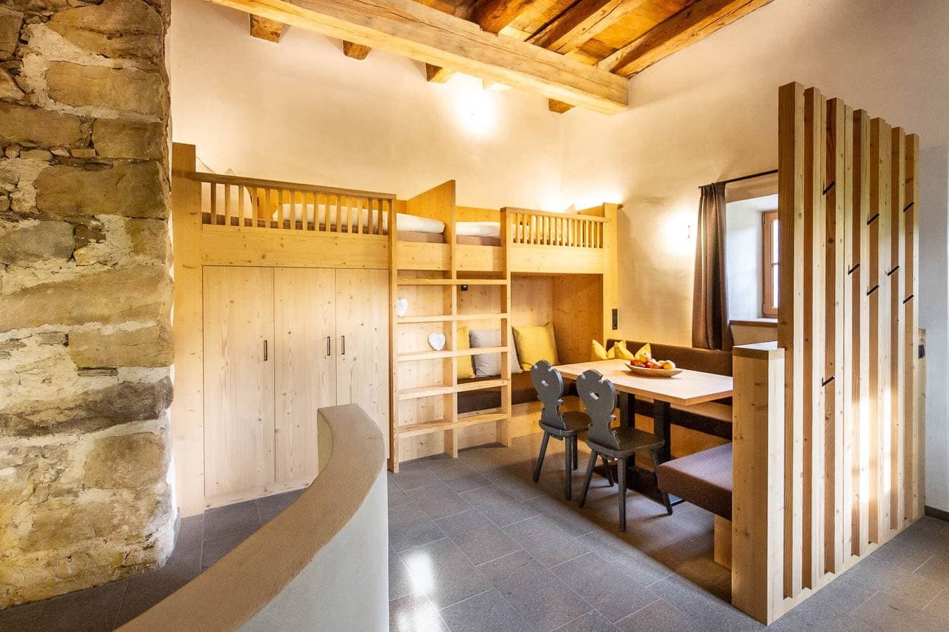 Foto 7 von 11: Ferienwohnung "Daimlhof Ferienwohnung Schlernstein" mit Bergblick, Garten, Balkon und WLAN