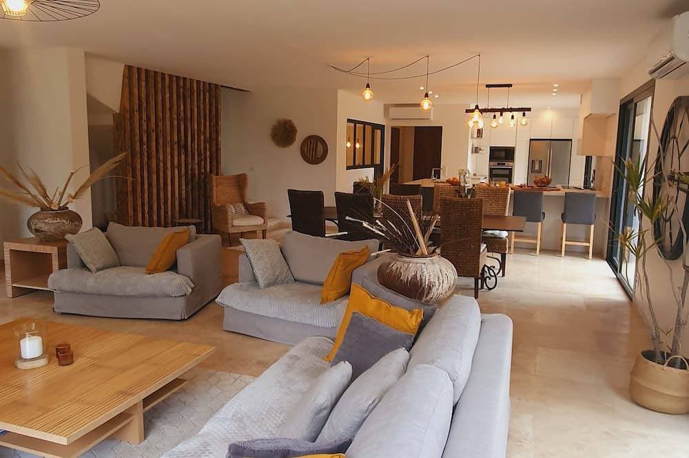 Foto 8 von 30: Family villa with secure lagoon pool & children's facilities - quiet forest