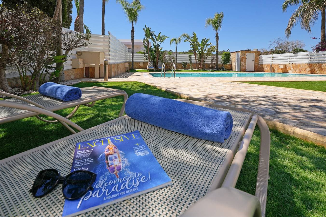 Foto 4 von 39: Villa für 8 Personen mit Balkon