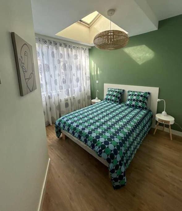 Foto 8 von 13: Three-Bedroom Apartment with Harbour View