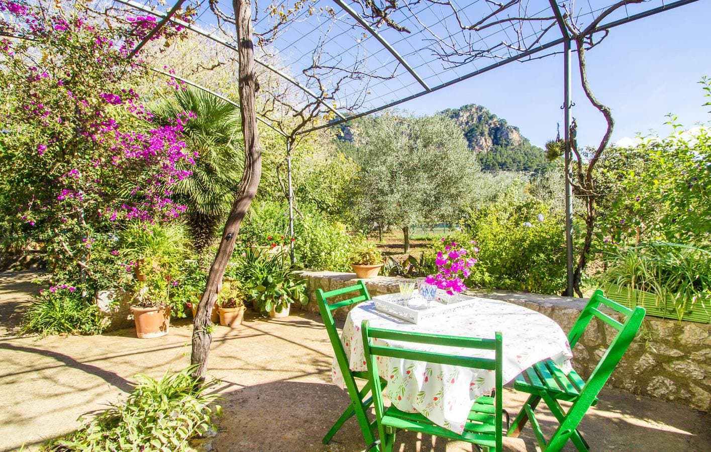 Foto 8 von 32: Gemütliches Apartment mit Terrasse, Pool und Strand in der Nähe