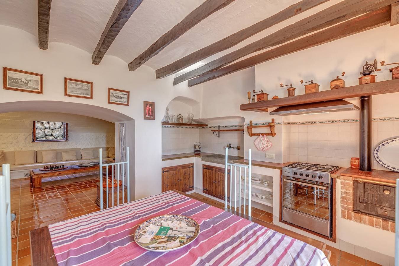 Foto 9 von 31: Finca 'Sa Cabana Vella Fornalutx' mit Bergblick, Pool und Wi-Fi