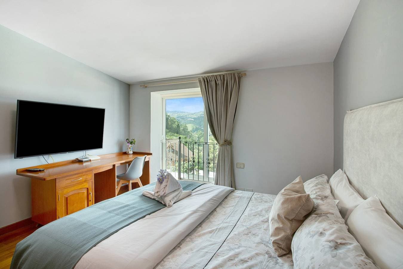 Foto 12 von 34: Ferienwohnung "Carmelo Y Carmela 4" mit Bergblick, privater Terrasse und WLAN