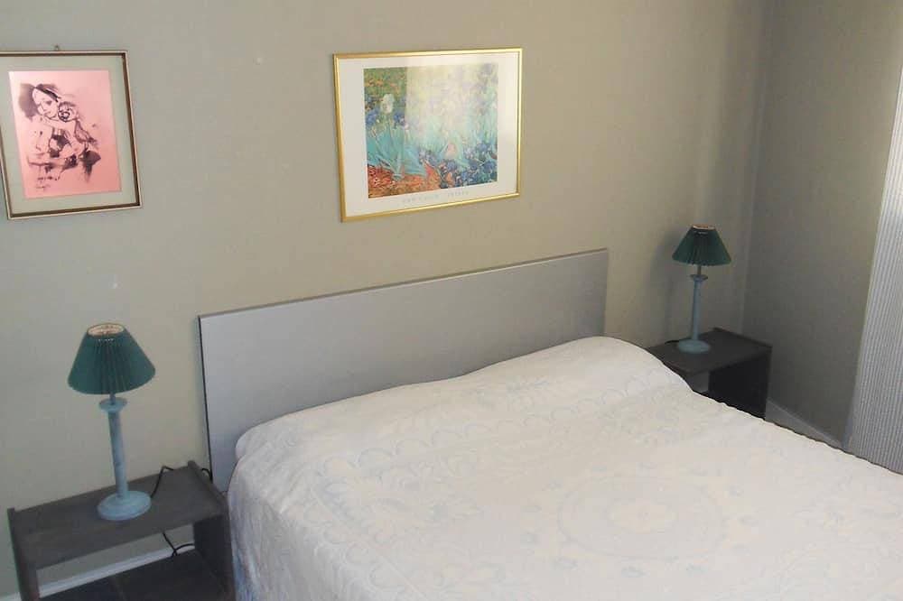 Foto 2 von 30: Zentrale Zweizimmerwohnung, 2 große Balkone, 100 m vom Strand entfernt, Parkplatz, Tennis