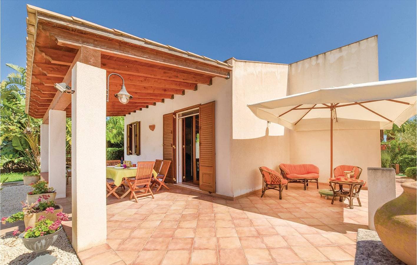 Foto 4 von 23: Terrassen-Apartment am Pool, nahe der Küste und dem Stadtzentrum
