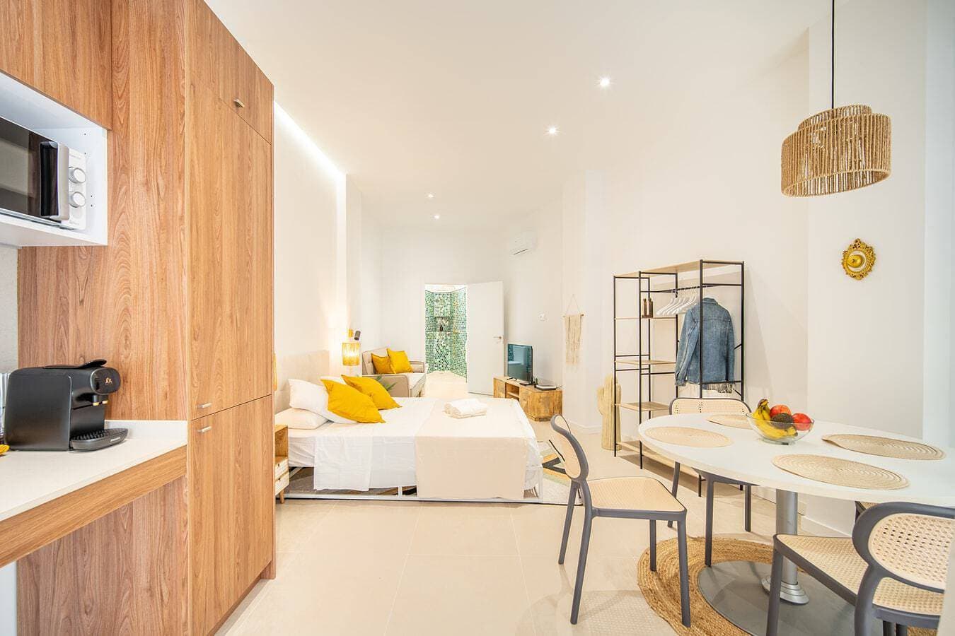 Foto 10 von 35: Studio für 3 Personen mit Balkon/Terrasse