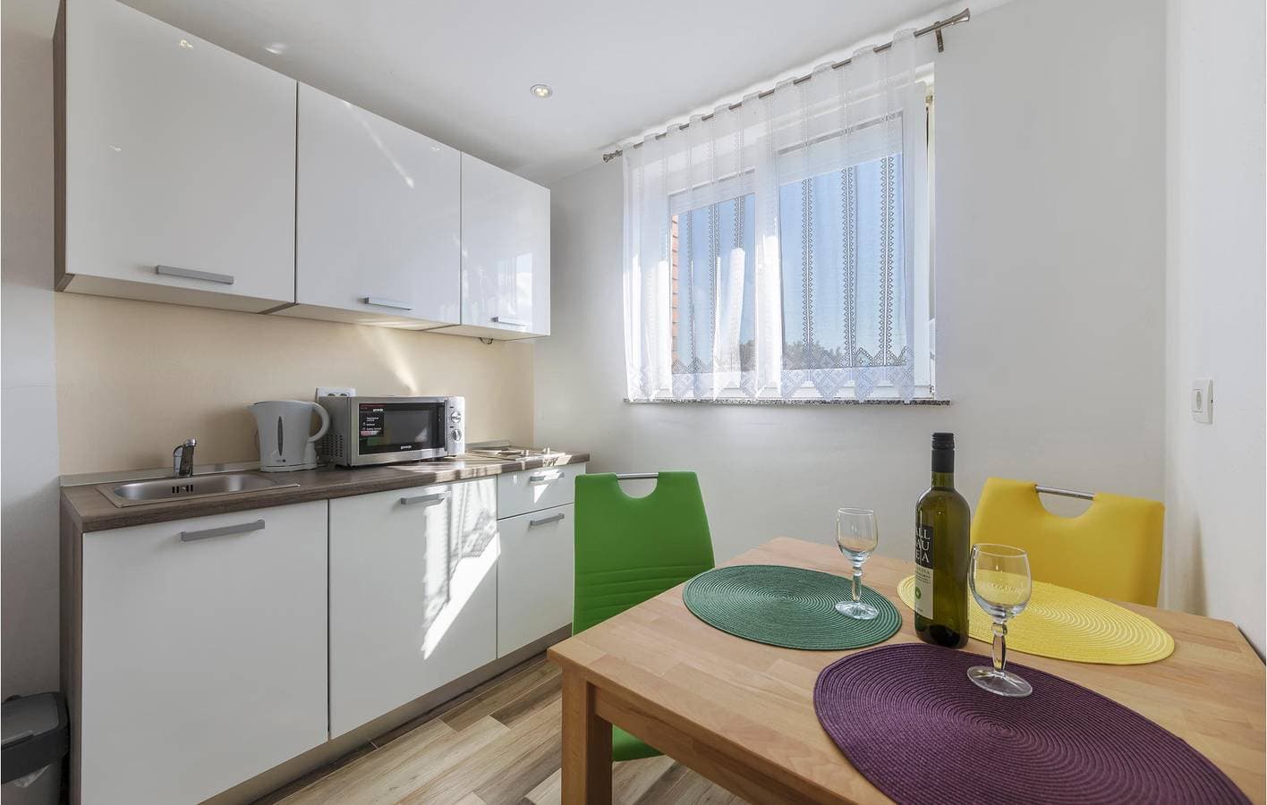 Foto 5 von 25: Gemütliche Ferienwohnung mit Terrasse, WLAN und Parkplatz in Strand- und Restaurantnähe