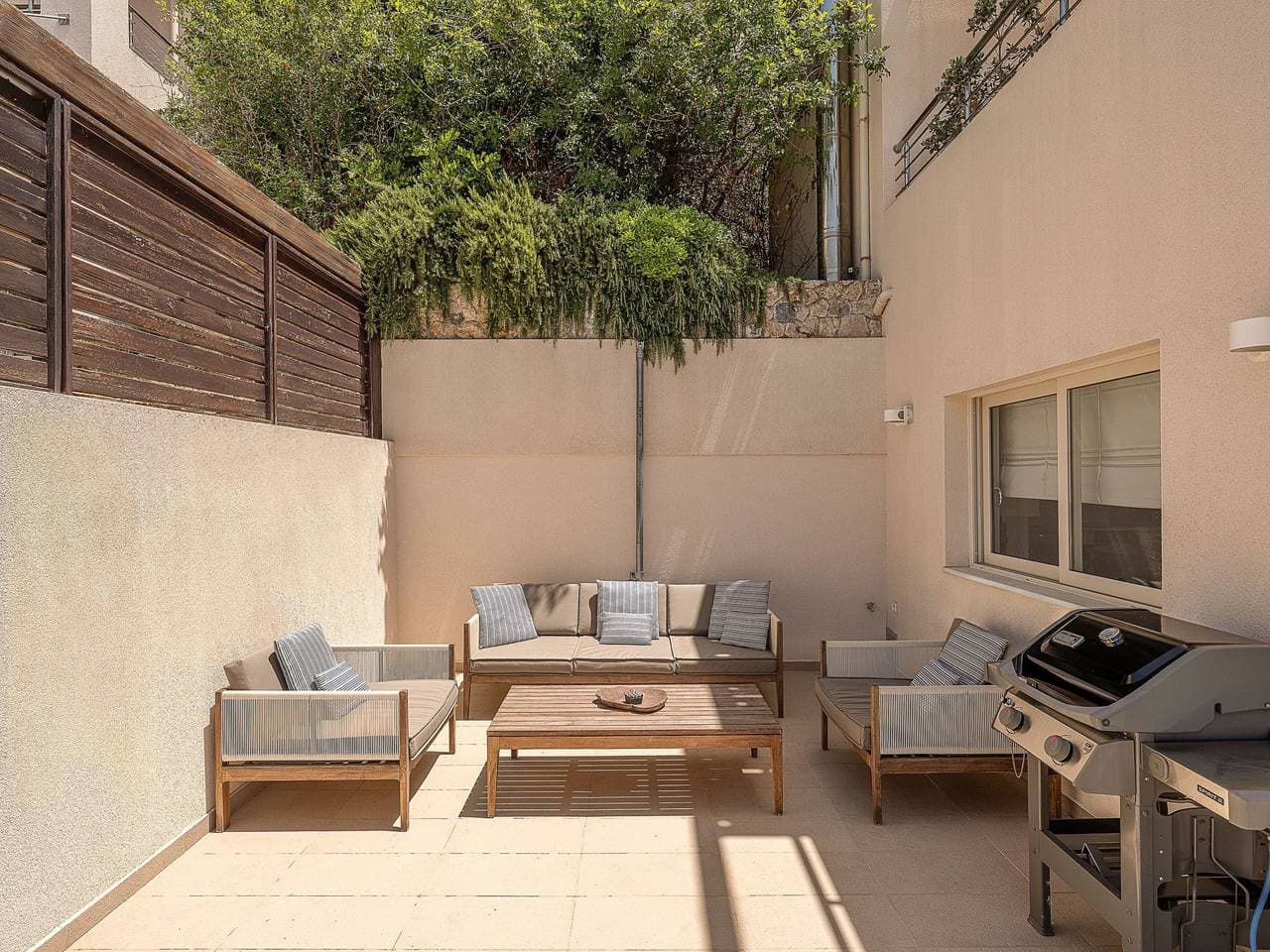 Foto 5 von 32: Adeste Seaview Villa I-Pool, BBQ & 900m to sea