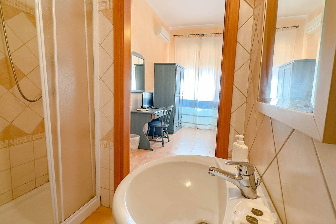 Foto 6 von 12: Su Recreu 'E Mare 201- Dreibettzimmer