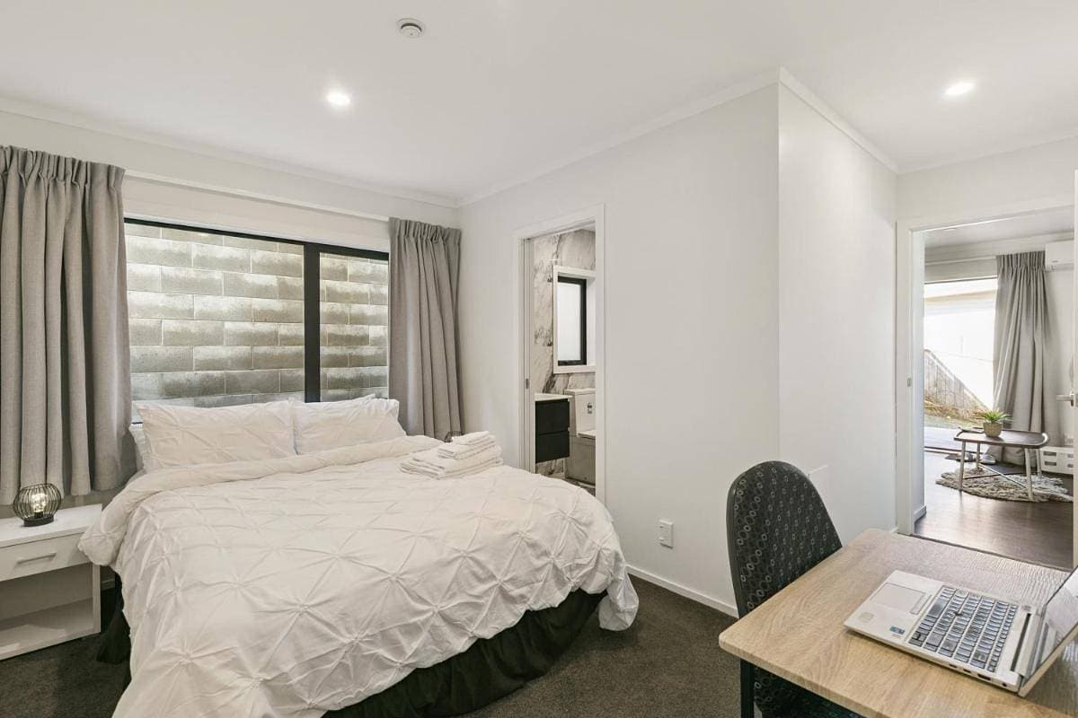 Foto 4 von 17: Moderne 1-Zimmer-Wohnung, privater Eingang, voll ausgestattete Küche