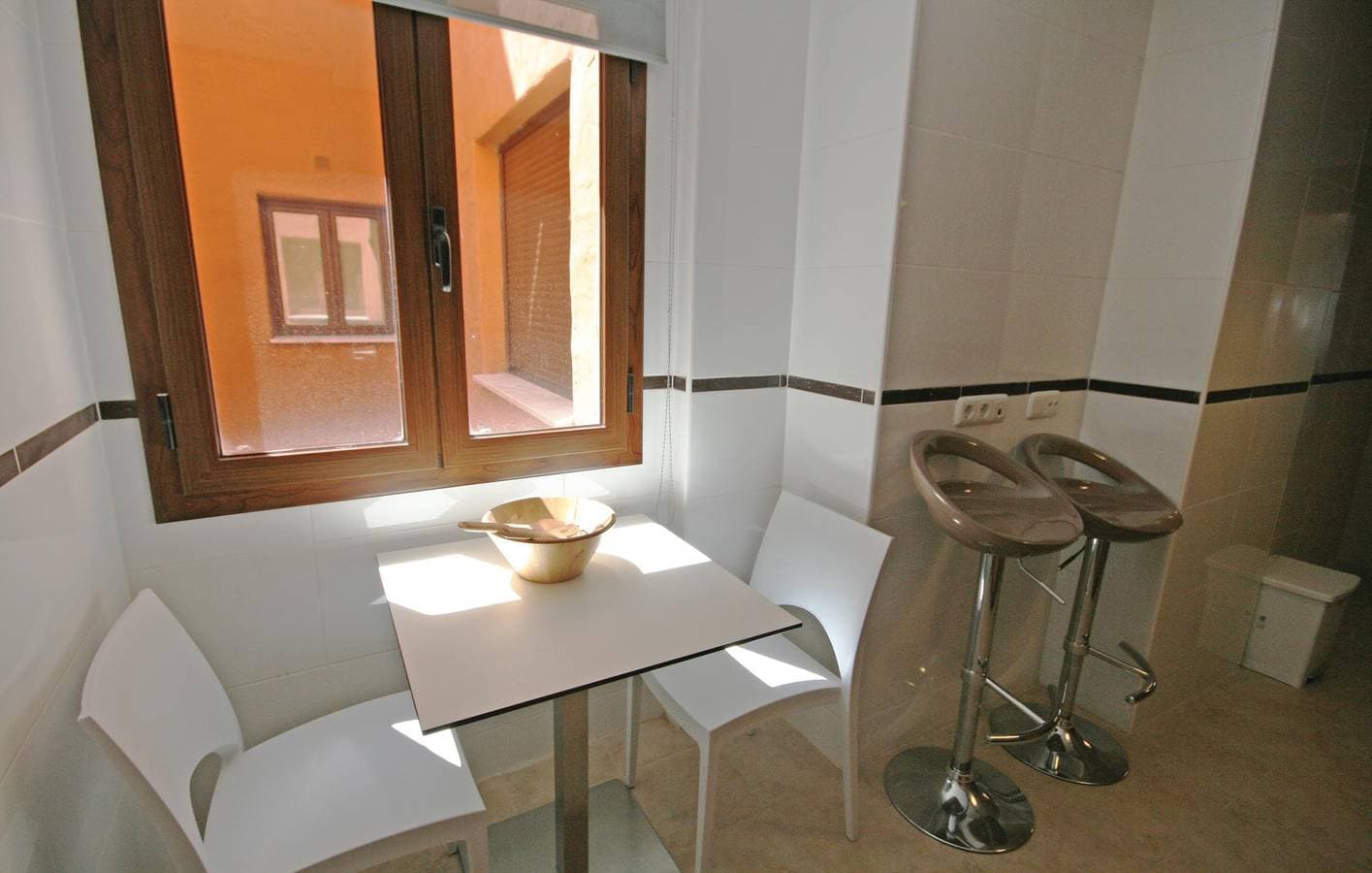 Foto 9 von 24: Apartment mit Meerblick, Pool und Parkplatz