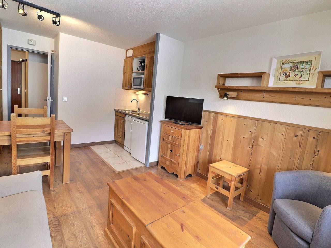 Foto 6 von 22: Komfortable 2 Zimmer, Ski-in/Ski-out, 4 Pers. Nahe Geschäfte