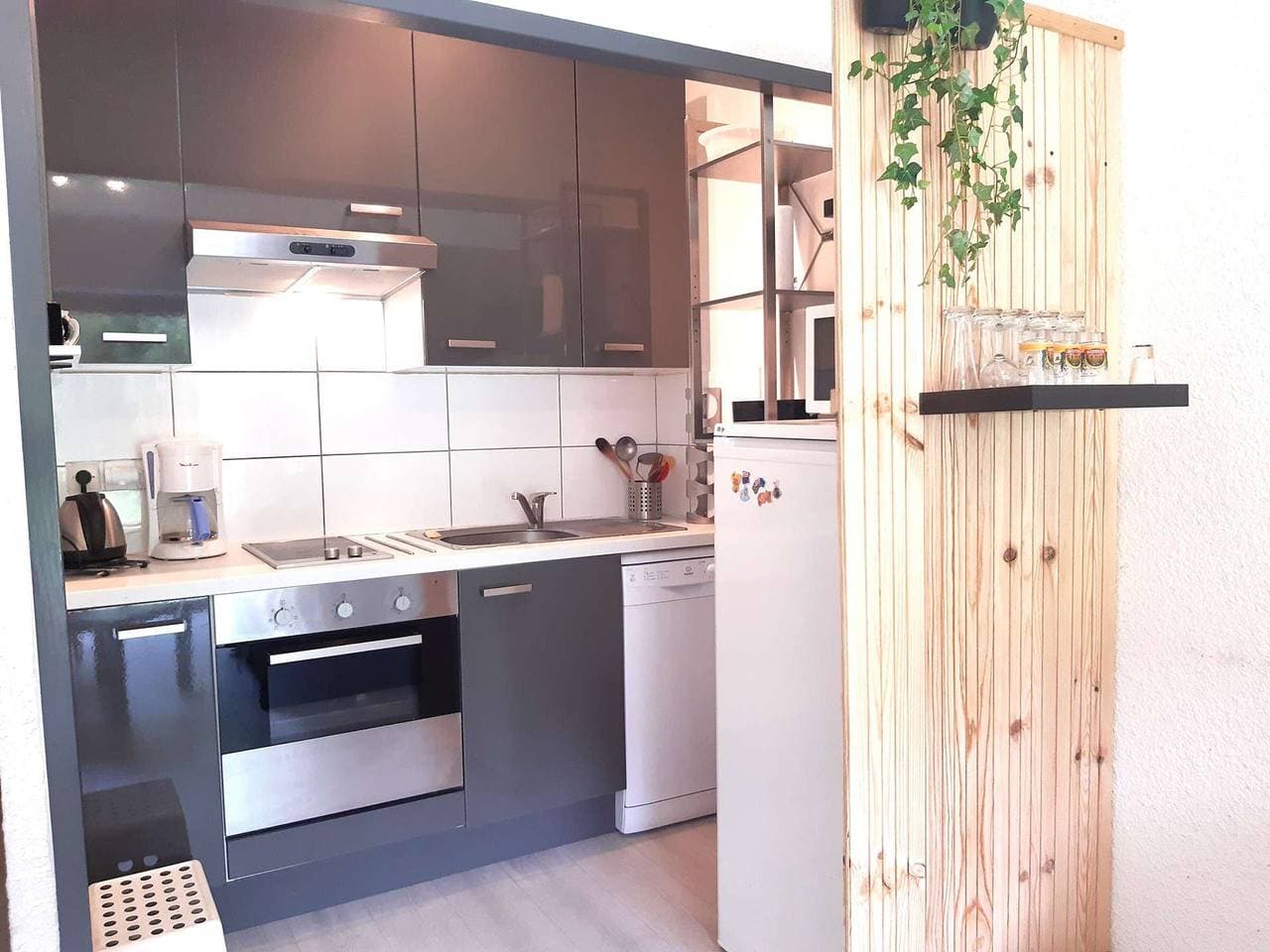 Foto 6 von 11: Gemütliches Studio für 4 Personen mit Balkon, Parkplatz und Ski-Aufbewahrung in Saint-Lary-Soulan