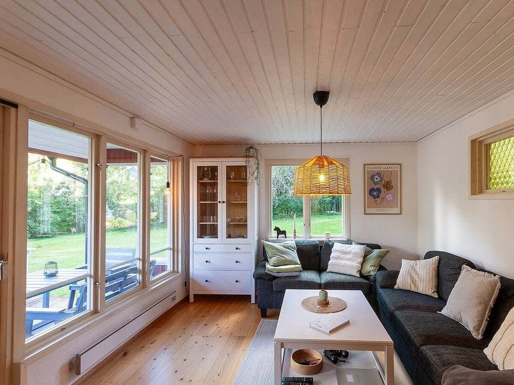 Foto 11 von 32: Ferienhaus in Alhammar mit Schwimmbecken