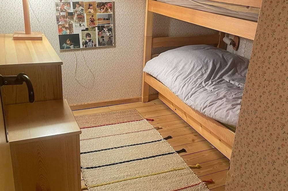 Foto 3 von 10: Super Cosy Studio 33 M² - Sleeps 4 - Auron