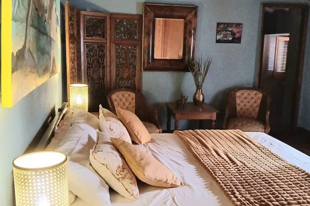 Foto 2 von 15: Beautiful Spanish Villa with Private Pool in Historic Xàtiva