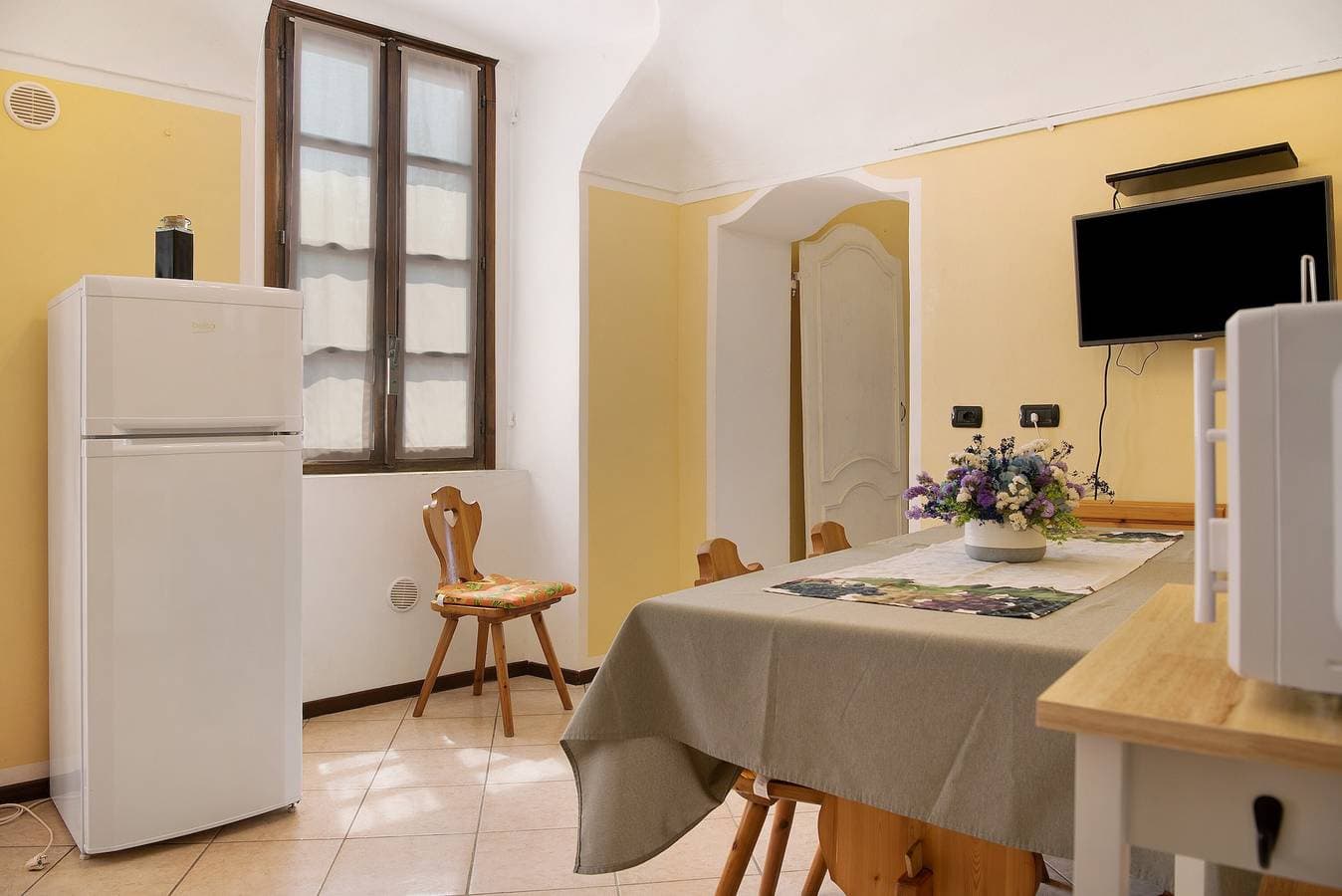 Foto 4 von 25: Apartment 'La Rocca di Efisio - Grignolino' mit Balkon, WLAN und Klimaanlage