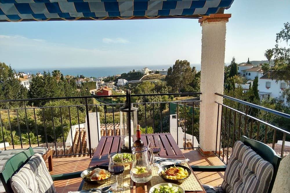 Ferienwohnung mit Sonnenterrasse und Meeresblick 1