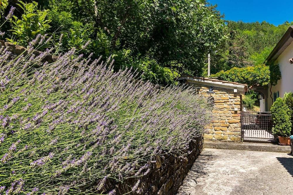 Foto 11 von 30: Friedliche Villa auf einem Hügel mit atemberaubendem Ausblick
