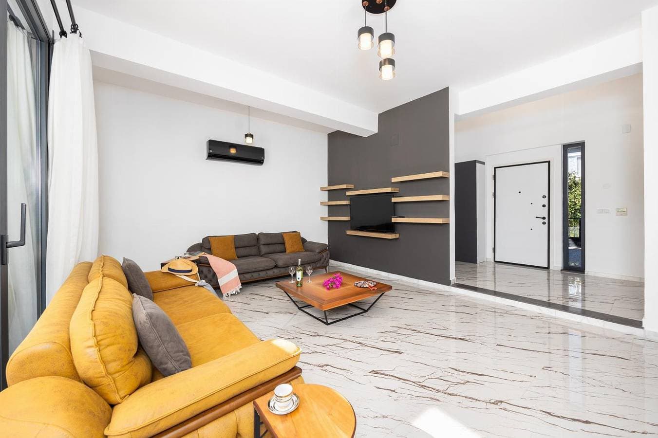 Foto 6 von 25: Villa für 8 Personen mit Garten