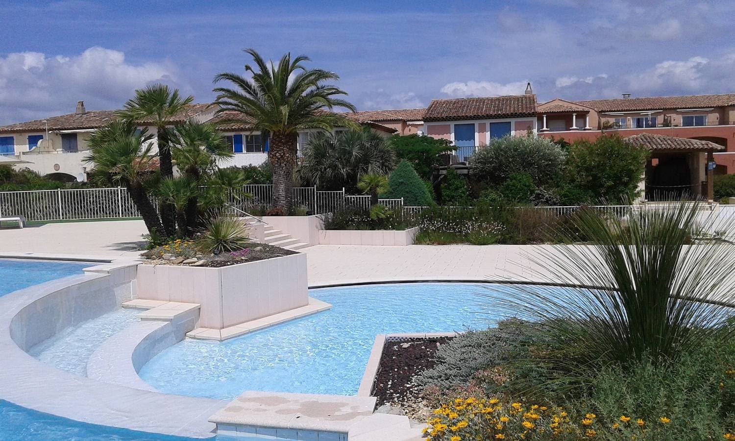 Foto 6 von 32: Villa 'Domaine Du Golf De Roquebrune' mit Meerblick, WLAN und Klimaanlage