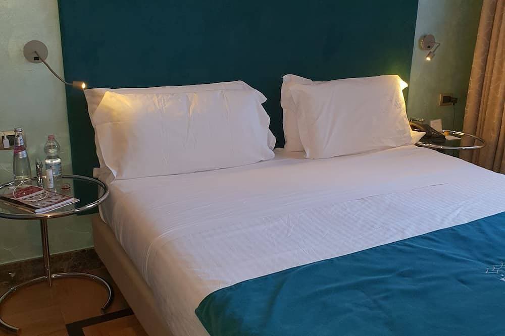 Foto 2 von 24: Ein privates Studio mit herrlichem Meerblick, Gemeinschaftspool und Ac