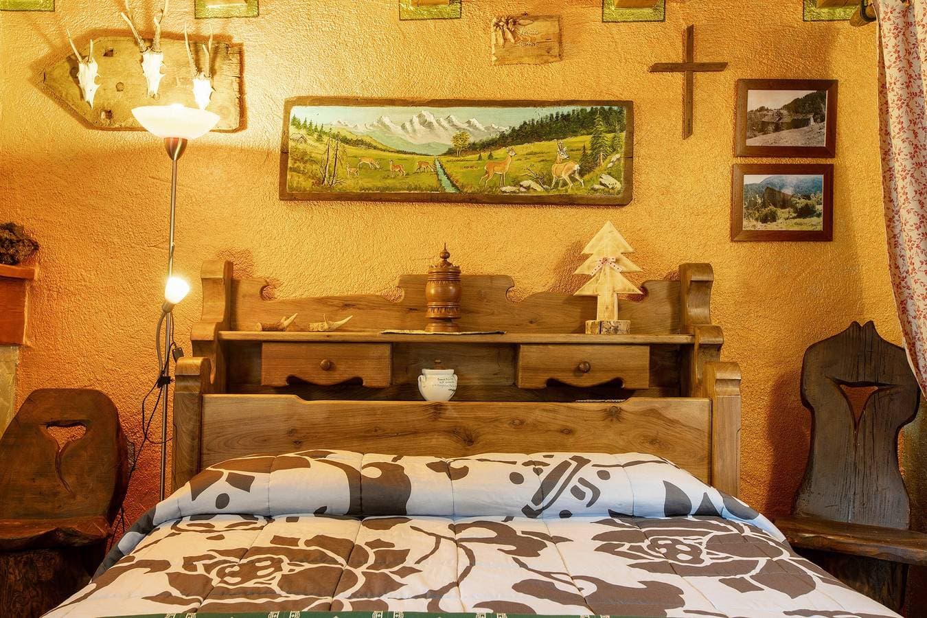 Foto 6 von 38: Zimmer „Capriolo“ – Privatsphäre und Ruhe mit Bergblick
