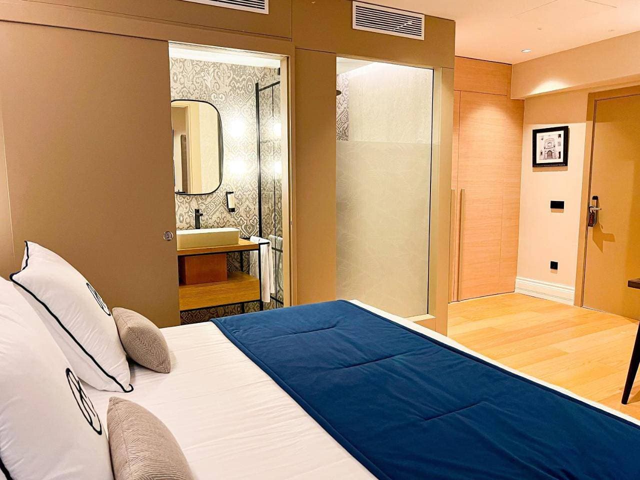 Foto 9 von 11: Budget Double Room