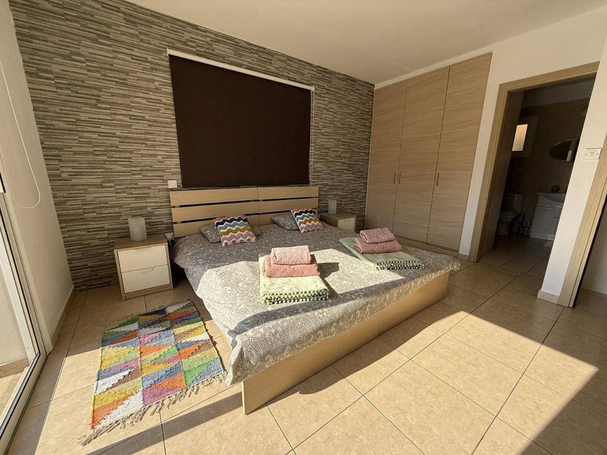 Foto 4 von 21: One-Bedroom Apartment
