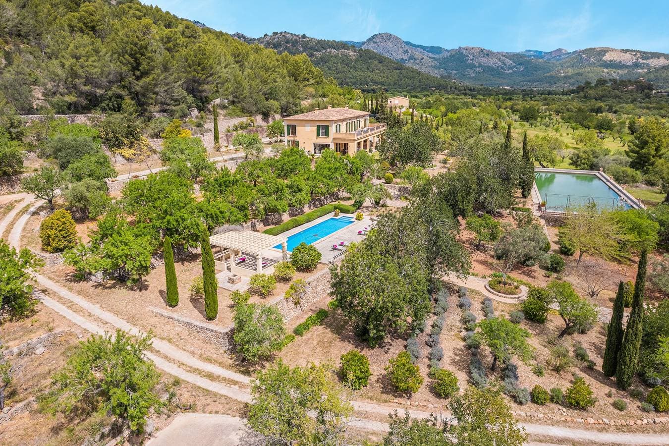 Foto 2 von 39: Finca 'Ca Nostra De Esporlas' mit Bergblick, WLAN und Klimaanlage