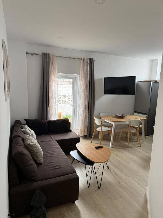 Independent Apartment At Villa Noelia Benalmádena With Private Pool, Garden & Parking 1