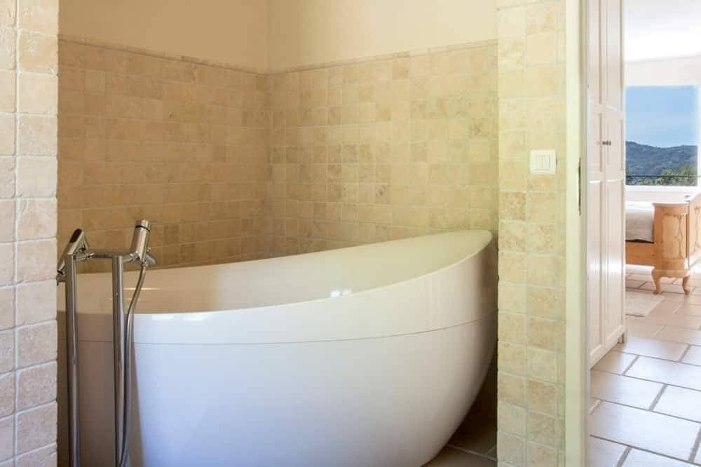 Foto 5 von 22: Villa Olea - Vier Schlafzimmer Villa, Schläft 8