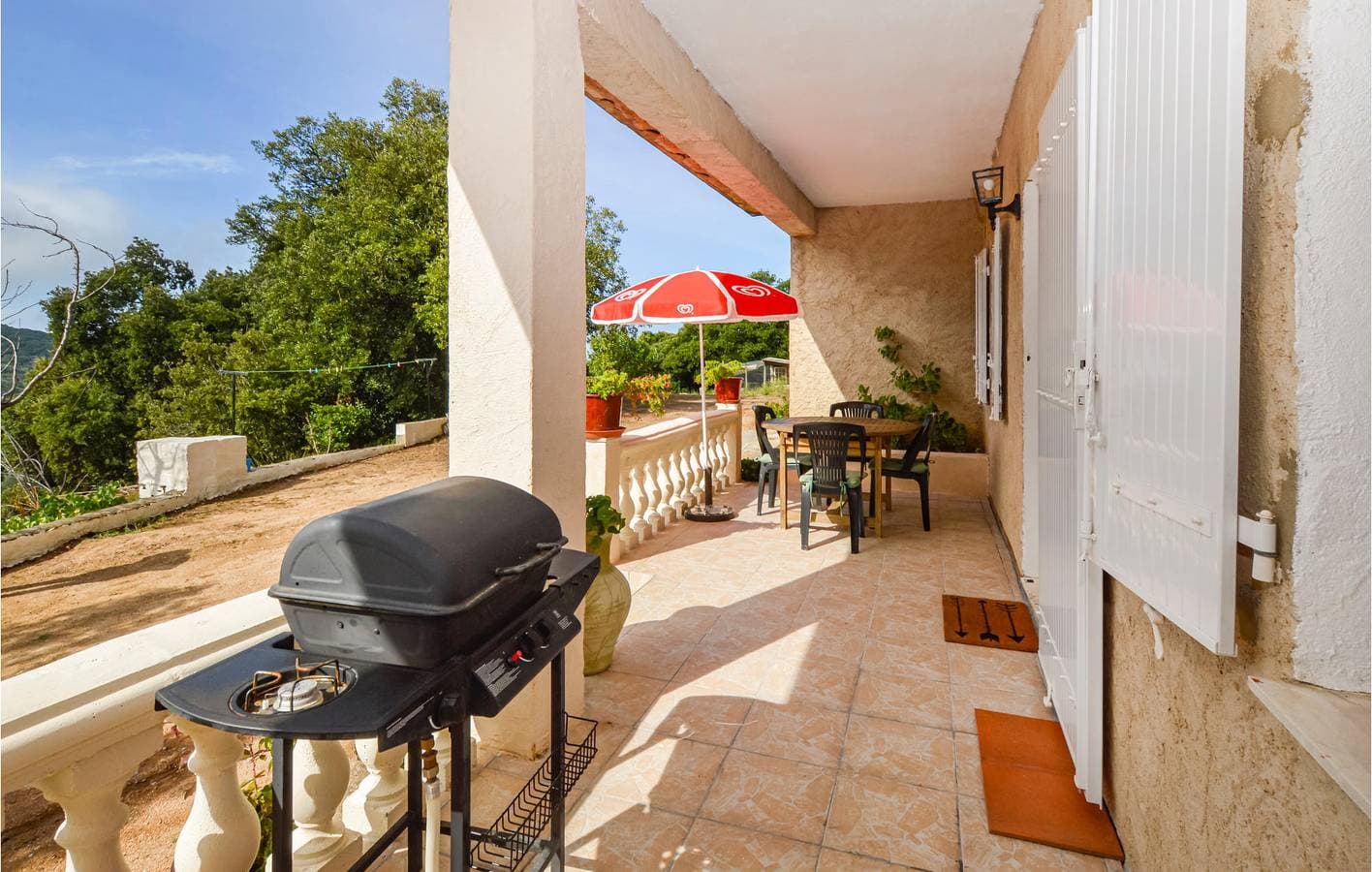 Foto 8 von 22: Gemütliche Wohnung mit Terrasse, Parkplatz & WiFi 800m von Coti-Chiavari
