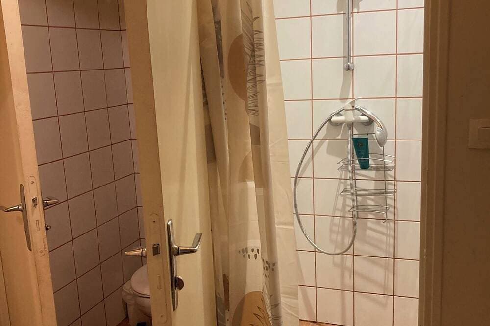 Foto 6 von 18: Rustikaler Bauernhof auf dem Land mit Tennisplatz und Swimmingpool
