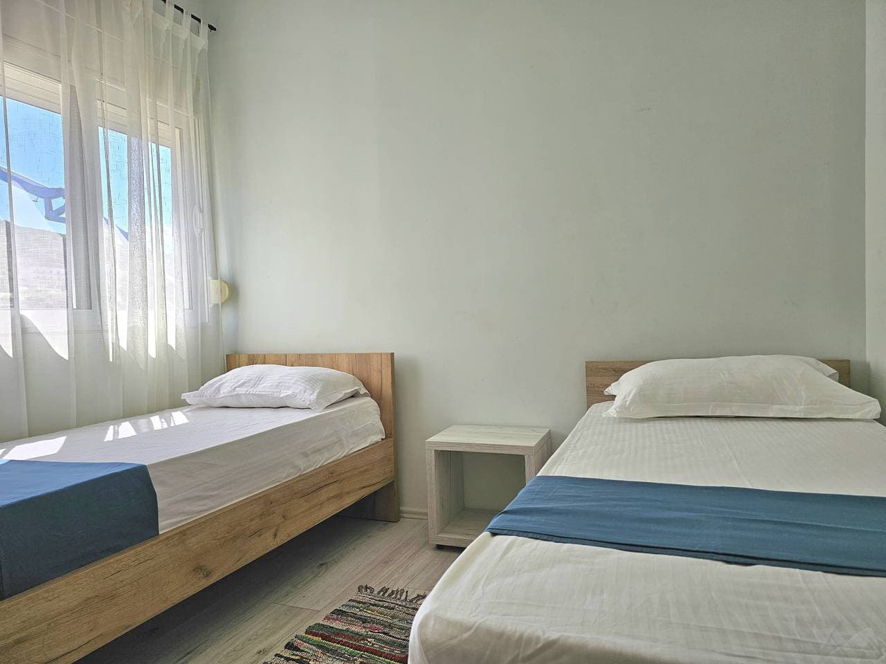 Foto 8 von 36: Ferienwohnung für 8 Personen mit Terrasse