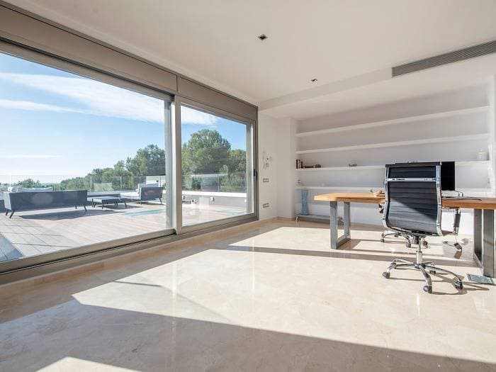 Foto 7 von 46: Ferienwohnung für 10 Personen mit Terrasse