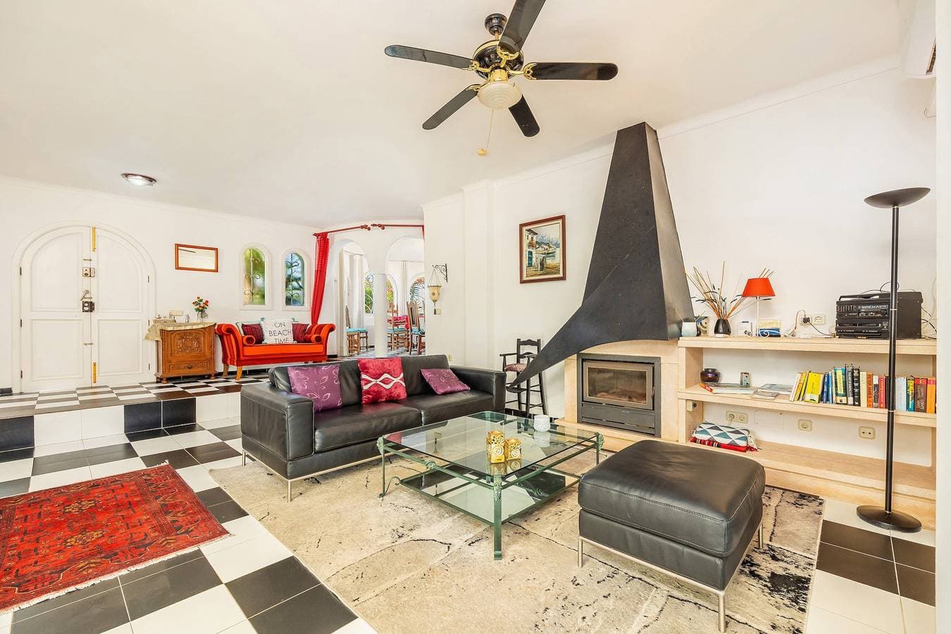 Foto 4 von 28: Villa 'Malik Mit Meerblick Und Pool' mit Meerblick, privater Terrasse und WLAN