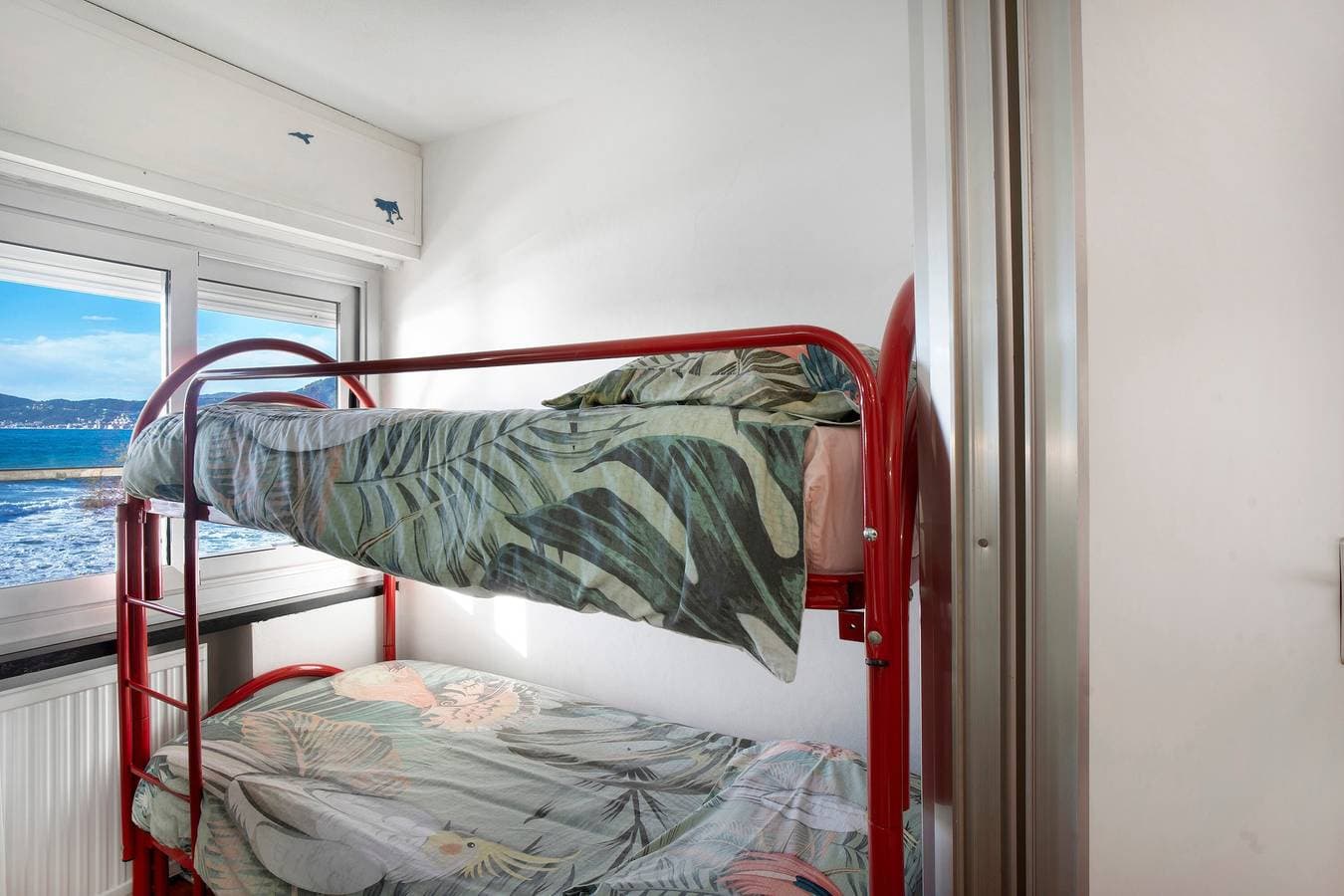 Foto 13 von 21: Ferienwohnung 'Cadorna Fronte Mare' mit Meerblick, Wi-Fi und Klimaanlage